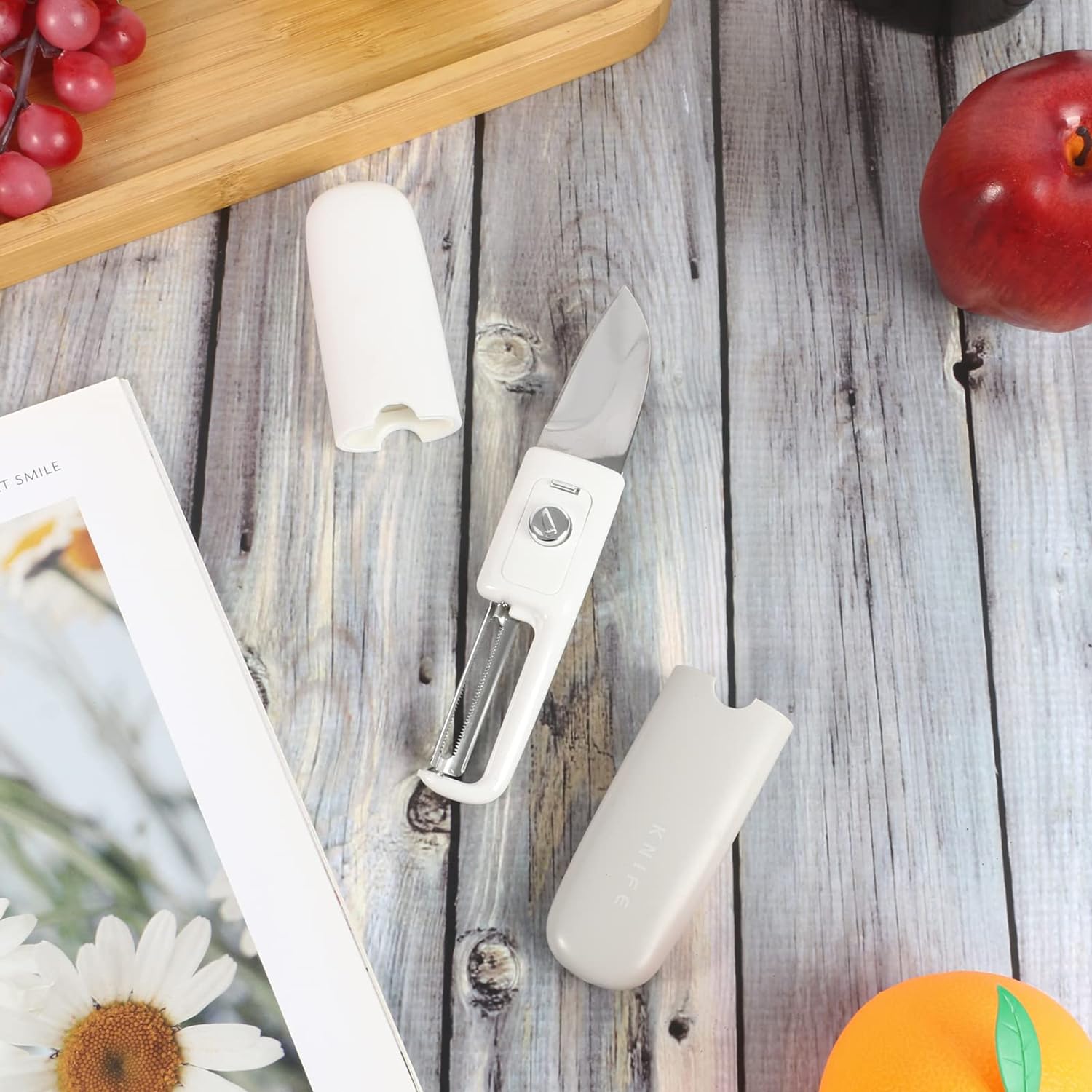 Multifunctional Portable Stainless Steel Knife And Peeler