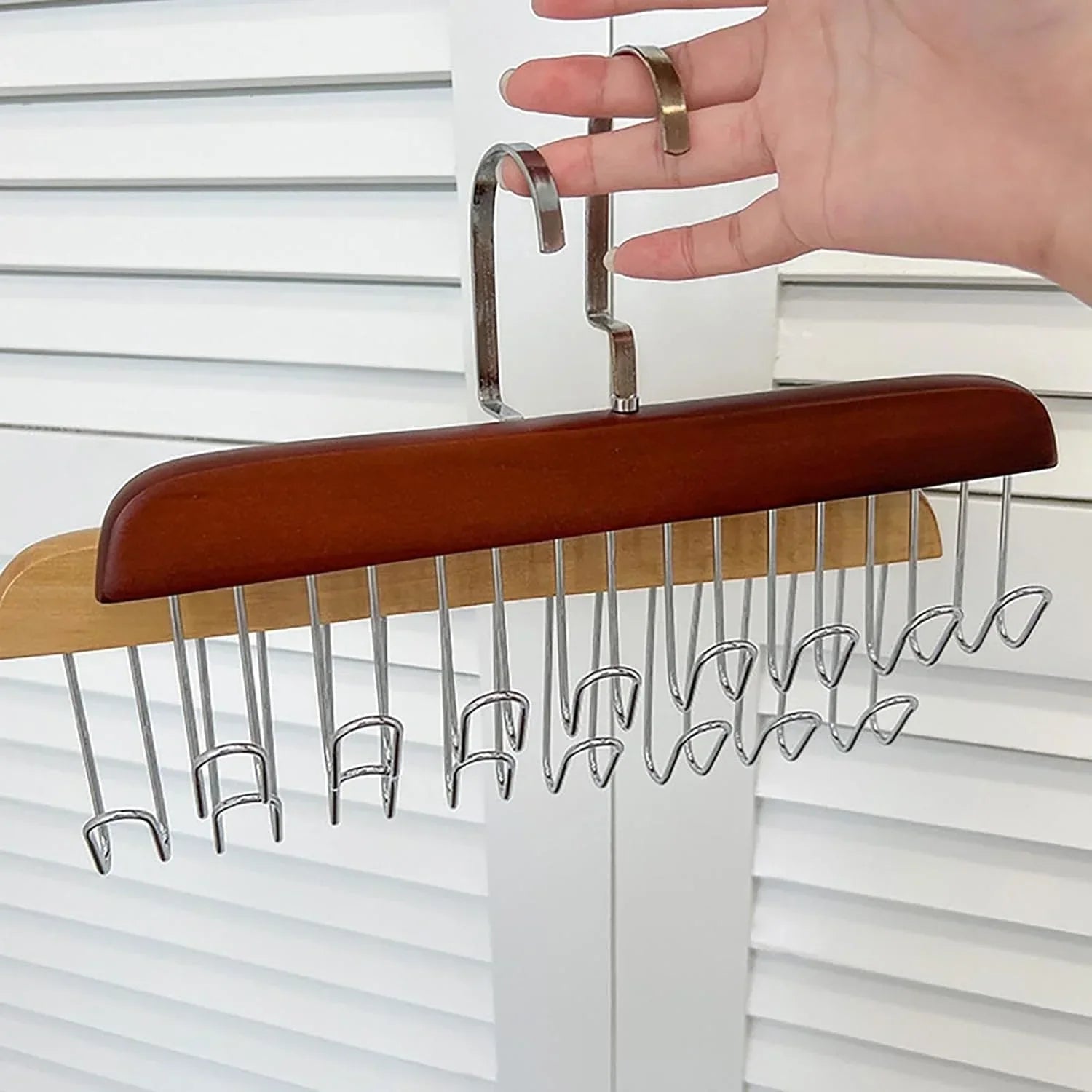 8 Hooks Solid Wood Anti Slip Multi Hanger